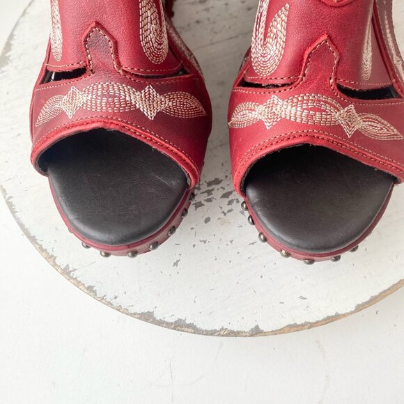 Lane Boots LEXINGTON Womens Red Wedges Western Sandals Wooden Heels Size 8 - Picture 6 of 11